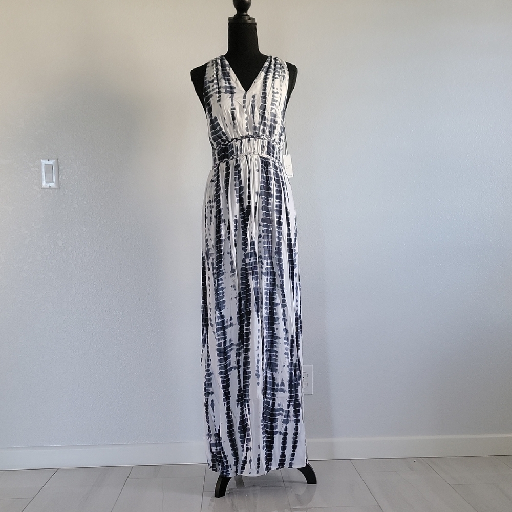 Japna Monochrome Tie-Dye Maxi Dress